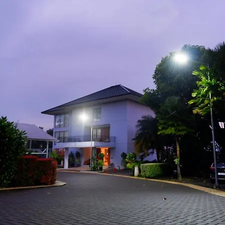 Nava Magnolia Hotel